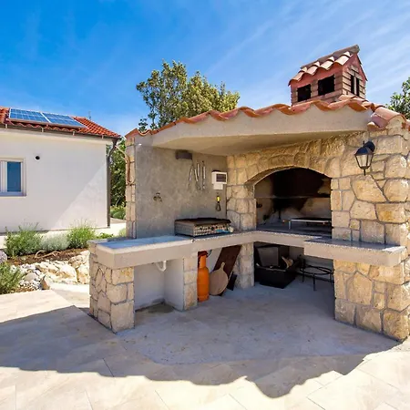 Gorgeous In With Kitchen
