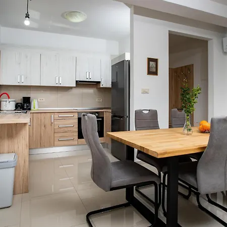 Gorgeous In With Kitchen Tatil Evi *