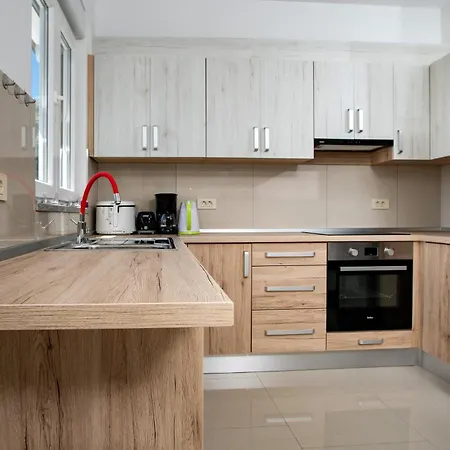 Tatil Evi Gorgeous In With Kitchen