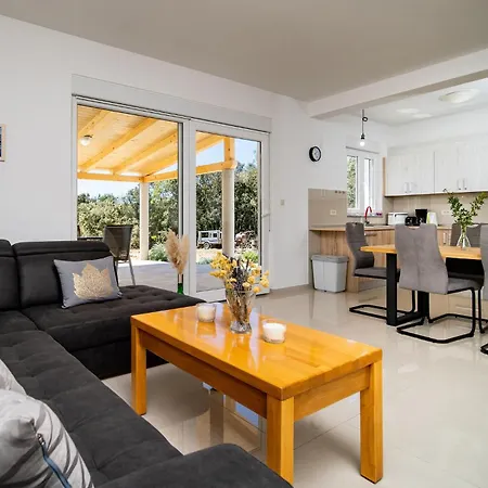 Gorgeous In With Kitchen *